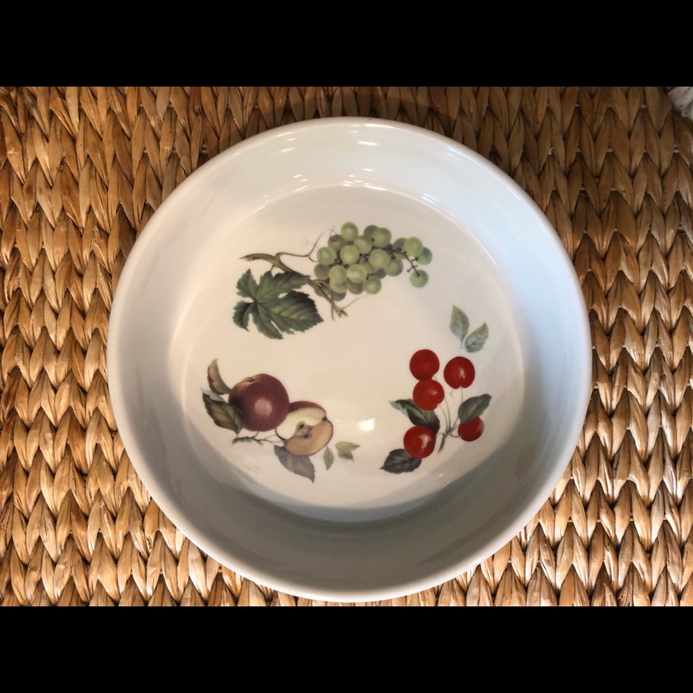 CORDON BLEU 9” round baking dish